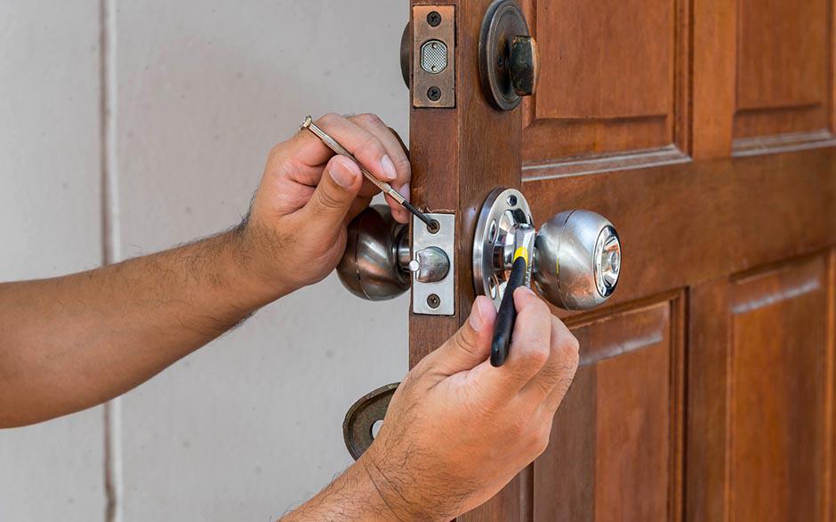serrures porte Mennecy
